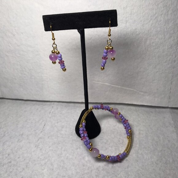 Handmade Girls Beaded Memory Wire Bracelet & Earrings Set Purple and Gold - Picture 1 of 7